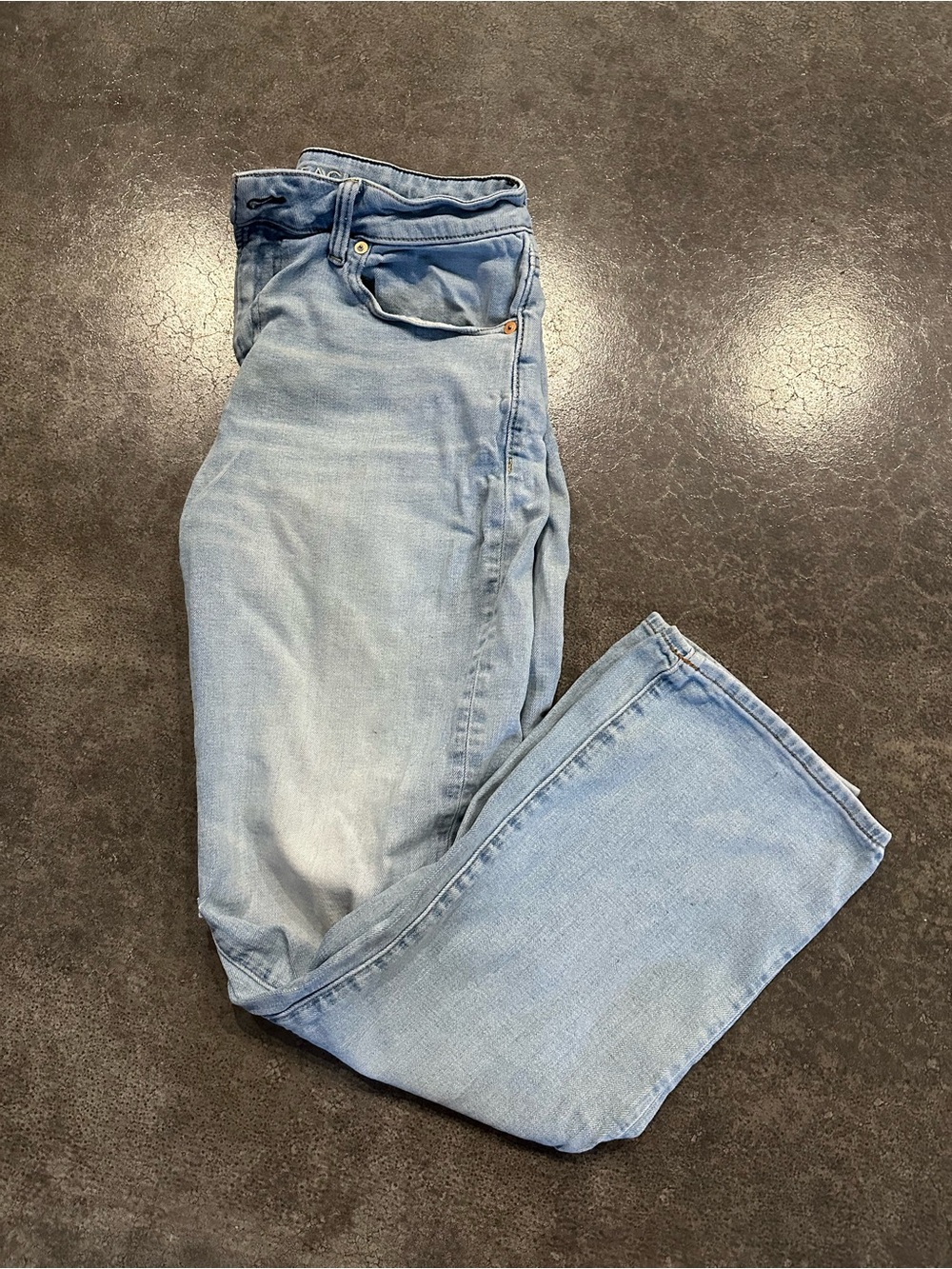 American Eagle Outfitters Light Wash Straight Jeans - Pale Blue